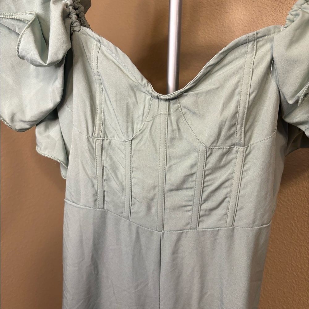 PrettyLittleThing Sage Green Corset‎ Puff Sleeve Wide Leg Jumpsuit NWT 6 - Picture 2 of 8